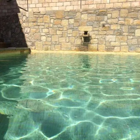 Enchanted With Pool And Magical Views ヴィラ ジローナ